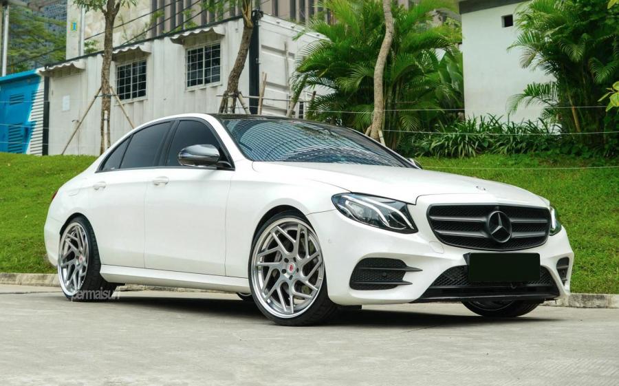 Mercedes-Benz E300 AMG Line by Permaisuri on Vossen Wheels (CG-209T (3-Piece)) '2019